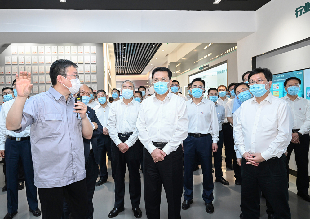 重庆市党政代表团赴山东考察并召开山东·重庆东西部协作第十九次联席会议 携手打造山区库区强县富民标志性成果 在中国式现代化场景中谱写鲁渝协作新篇章 袁家军林武在联席会议上讲话 胡衡华出席5