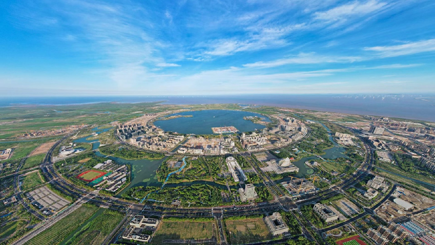 上海滴水湖全景图片