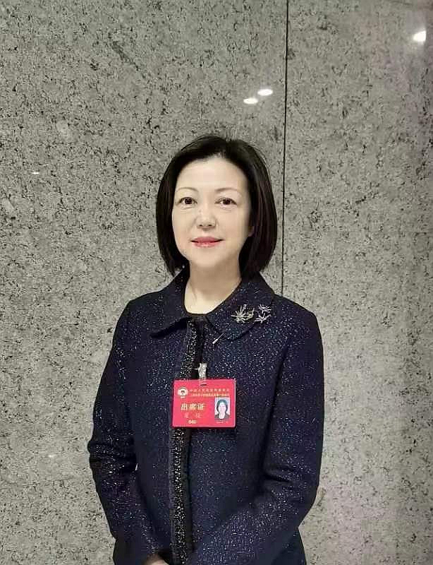 上海市政协委员翟骏.