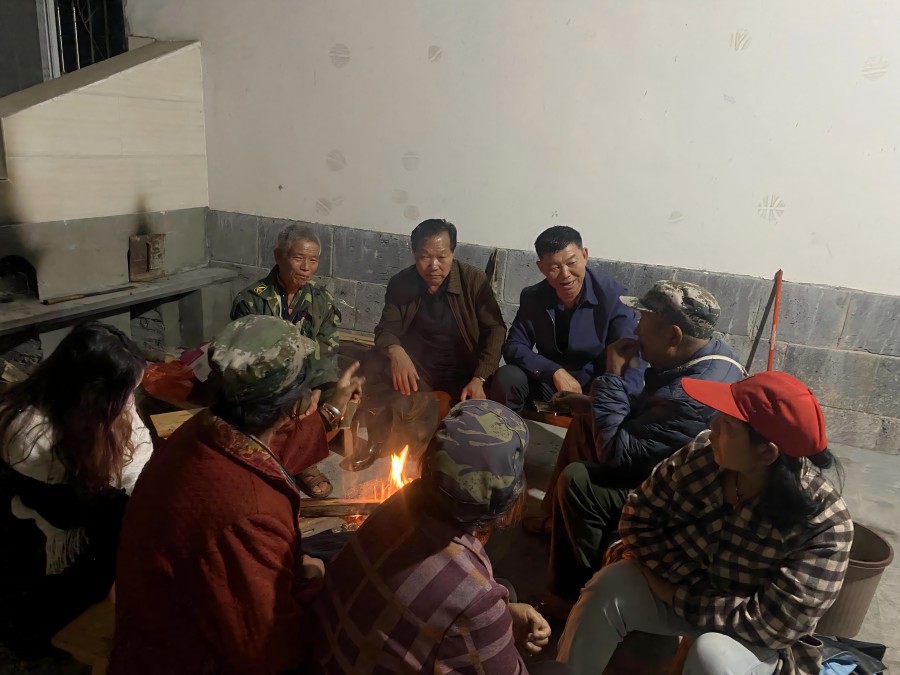 云南腾冲：火塘会“话”出基层治理同心圆 - 新华网客户端
