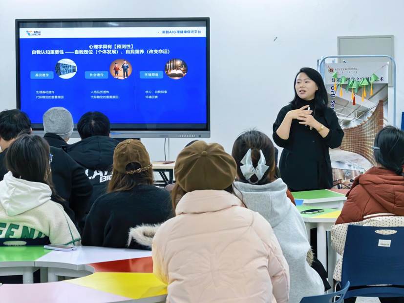 刘吉春为内蒙古建筑职业技术大学学子开展成长讲座