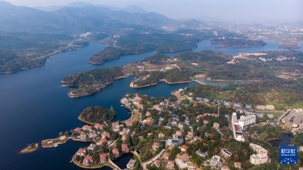 �人���飺�����Ĵ塱����������塱