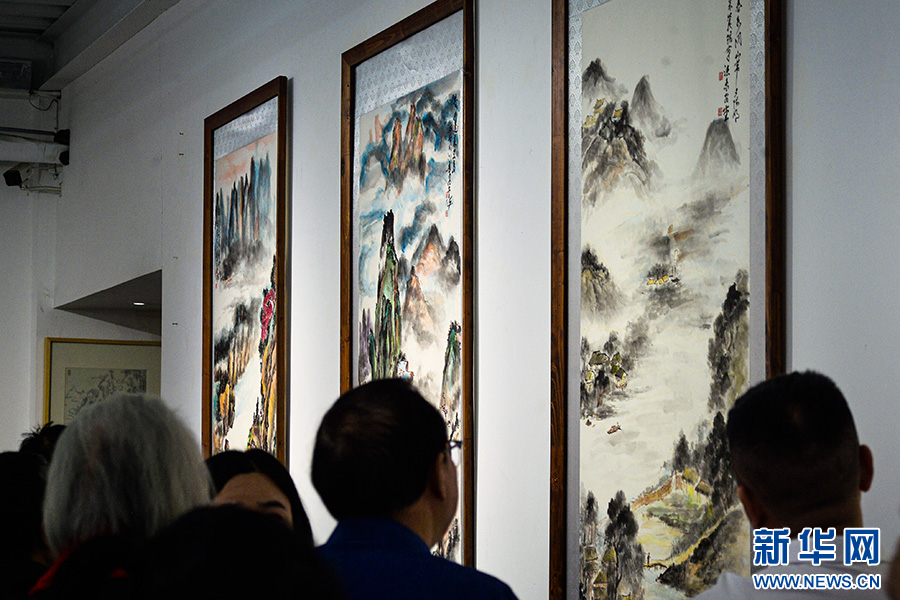 武汉:百余幅国画亮相东湖艺术馆 - 新华网客户端