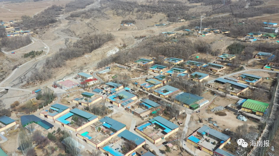 【壮丽70年·阔步新征程】海南州同德县:农村公路铺就乡村振兴路