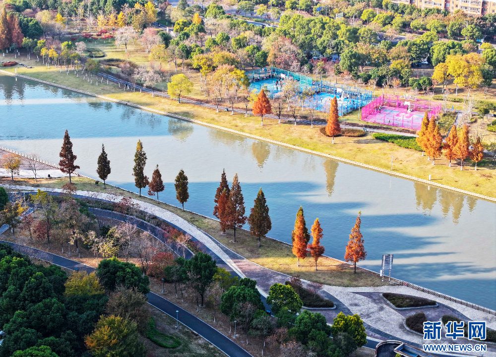 江苏泰州:公共空间微更新扮靓城市 - 新华网客户端