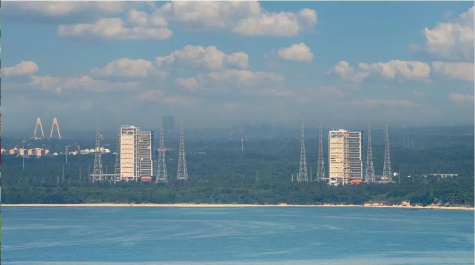 椰风习习，一起享受文昌航天发射场的碧海蓝天！ - 新华网客户端
