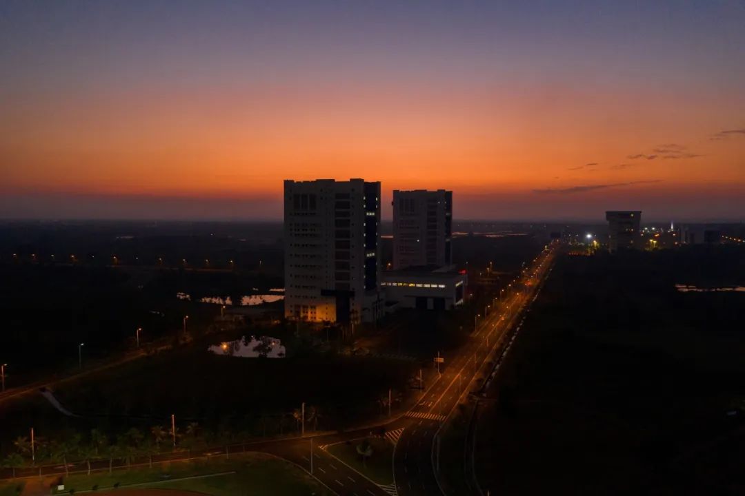 椰风习习，一起享受文昌航天发射场的碧海蓝天！ - 新华网客户端