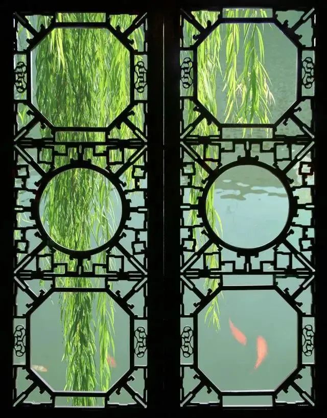 步移景换,逗引生趣 | 中国传统园林中的花窗艺术