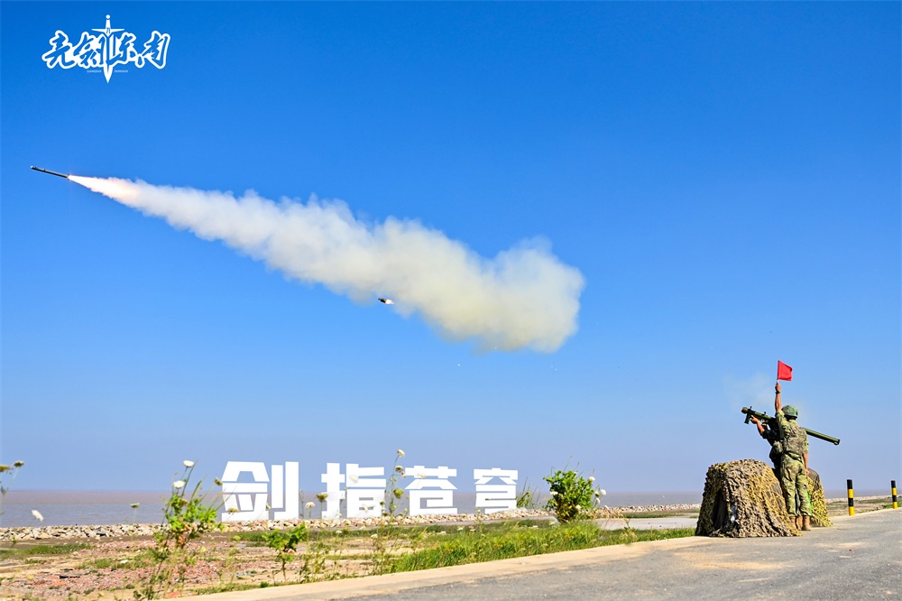鏖战砺兵炮火飞 - 新华网客户端